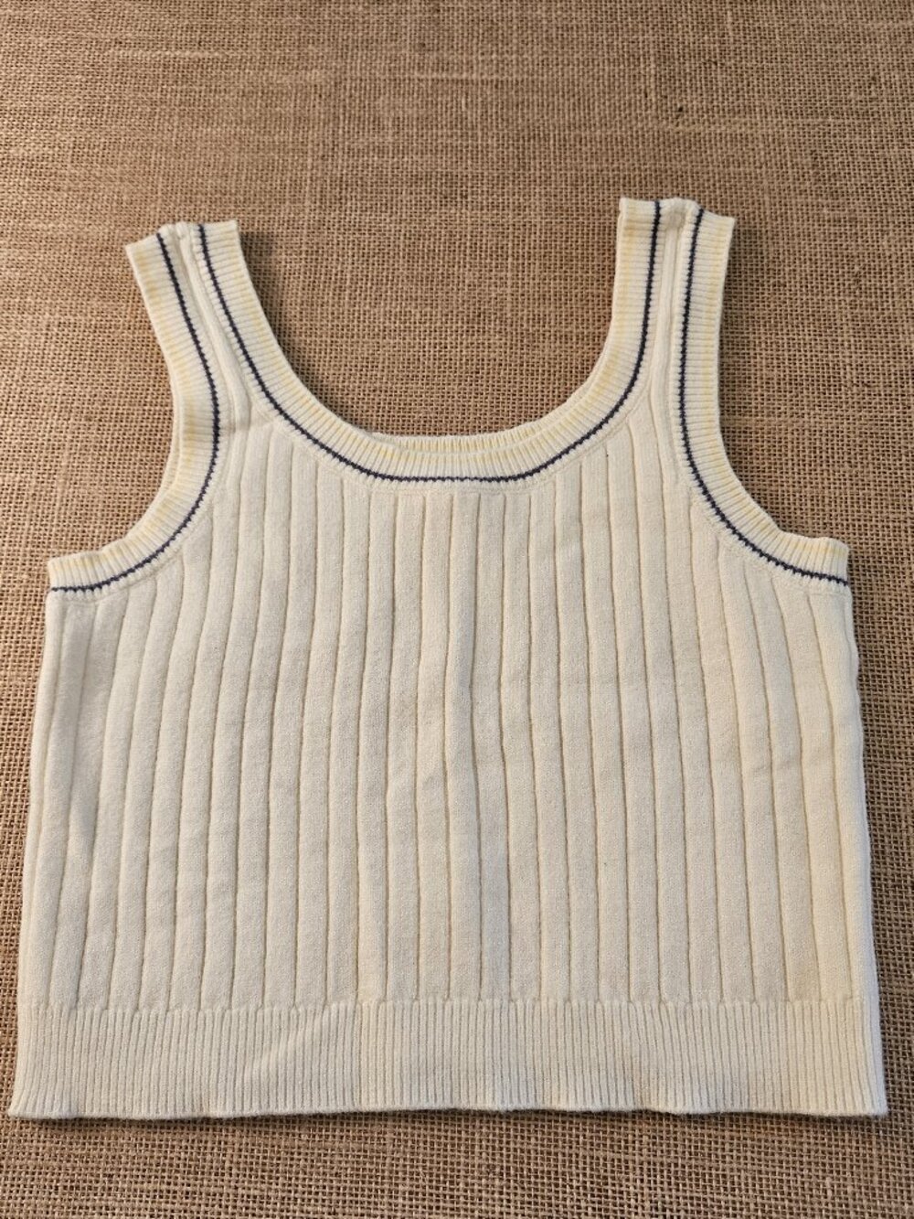 Aeropostle cream/white knit vest